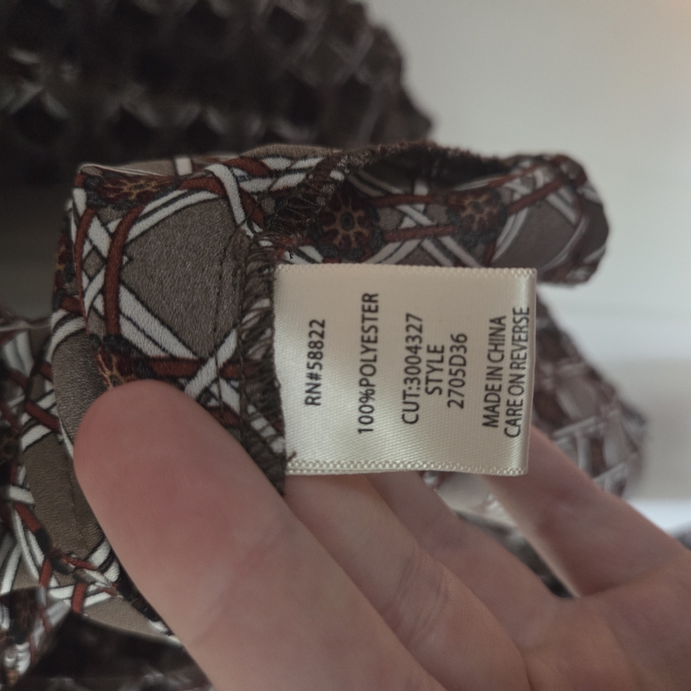Max Studio Geometric Patterned Blouse - Picture 5 of 8